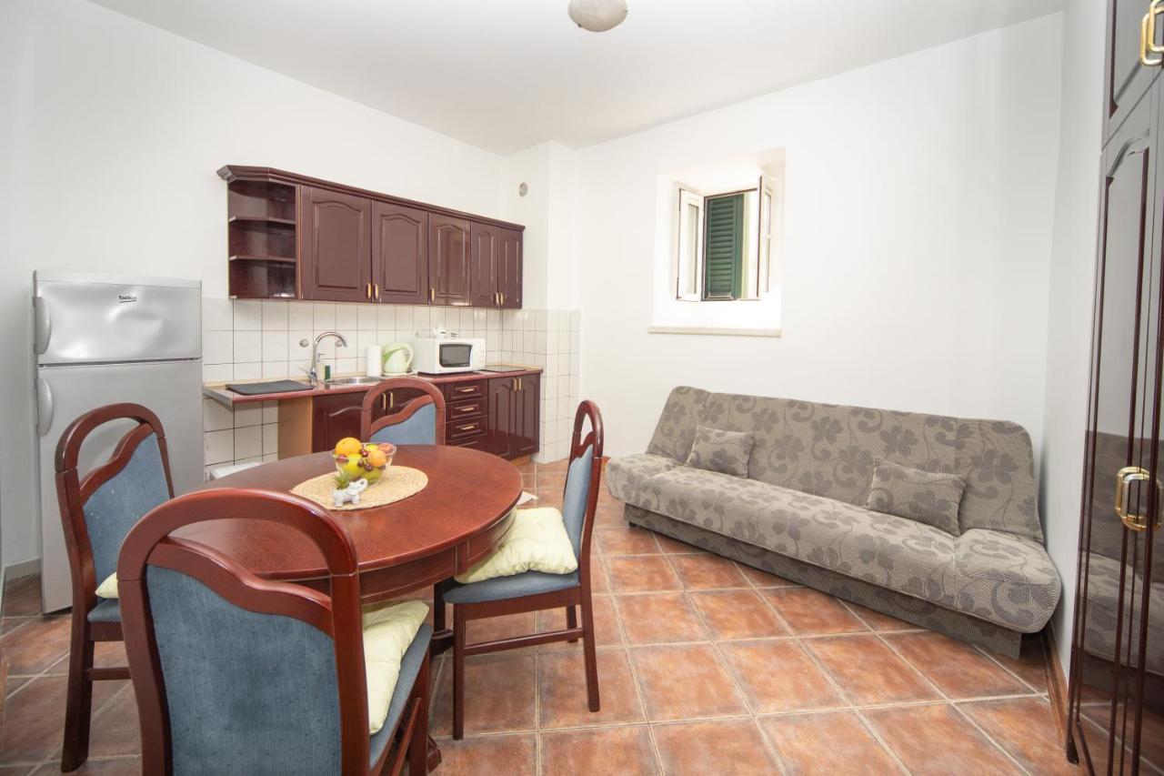 Kamena Palata Apartments Kotor Ngoại thất bức ảnh
