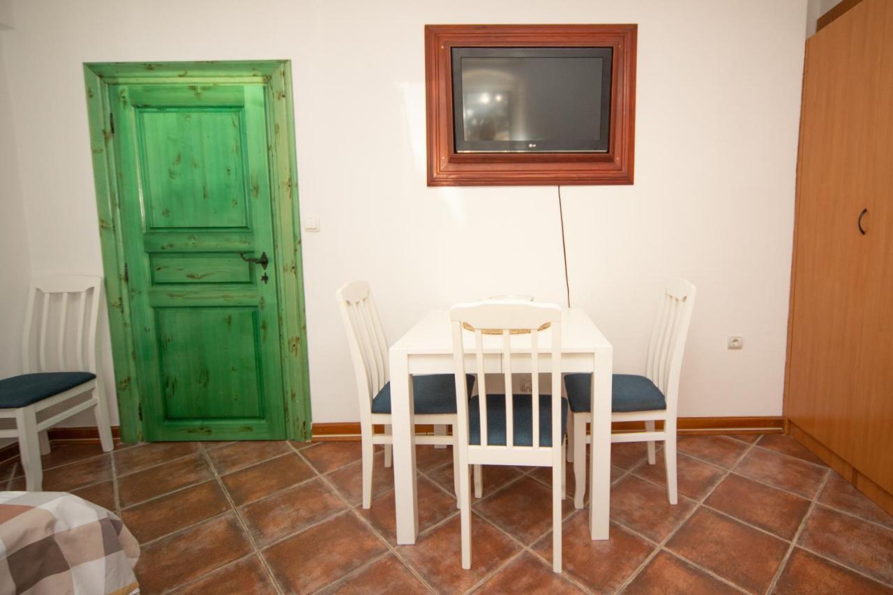 Kamena Palata Apartments Kotor Ngoại thất bức ảnh