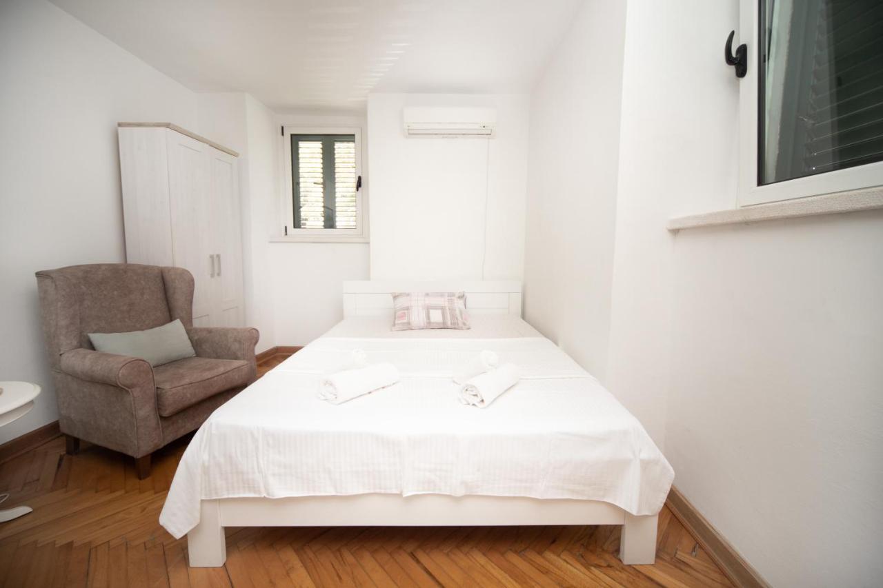 Kamena Palata Apartments Kotor Ngoại thất bức ảnh