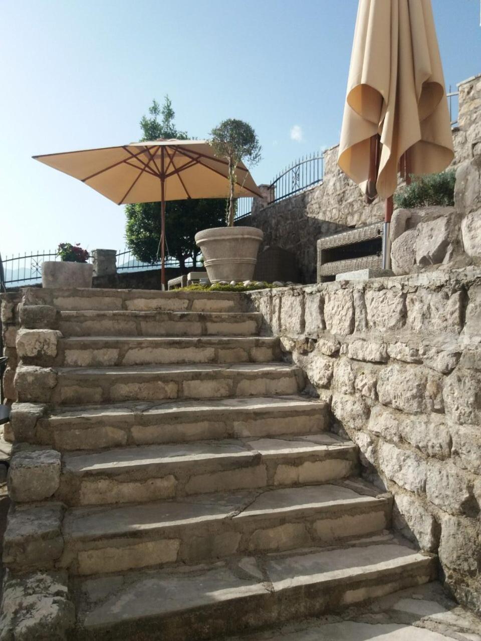 Kamena Palata Apartments Kotor Ngoại thất bức ảnh